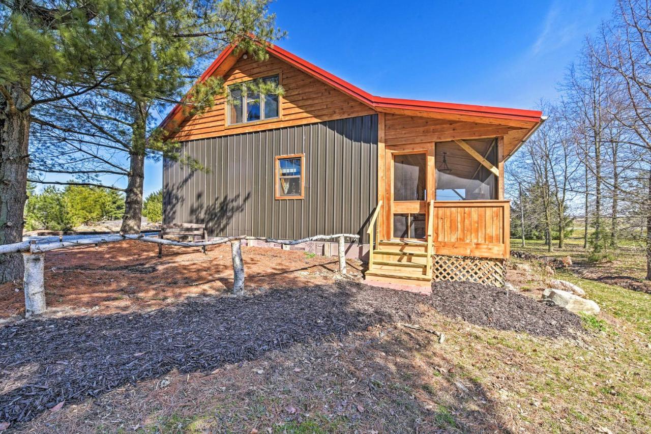 Honey House Cabin - A Quiet Countryside Retreat! Nappanee Exterior foto
